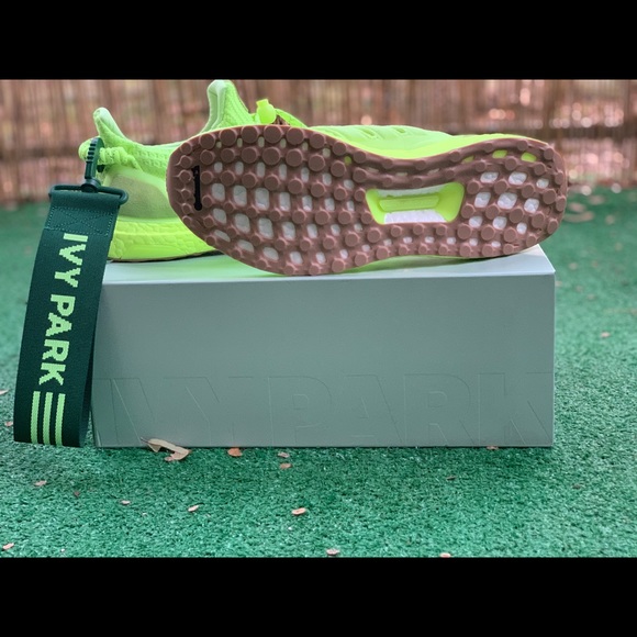 Adidas Ultraboost X Ivy Park - Picture 2 of 10